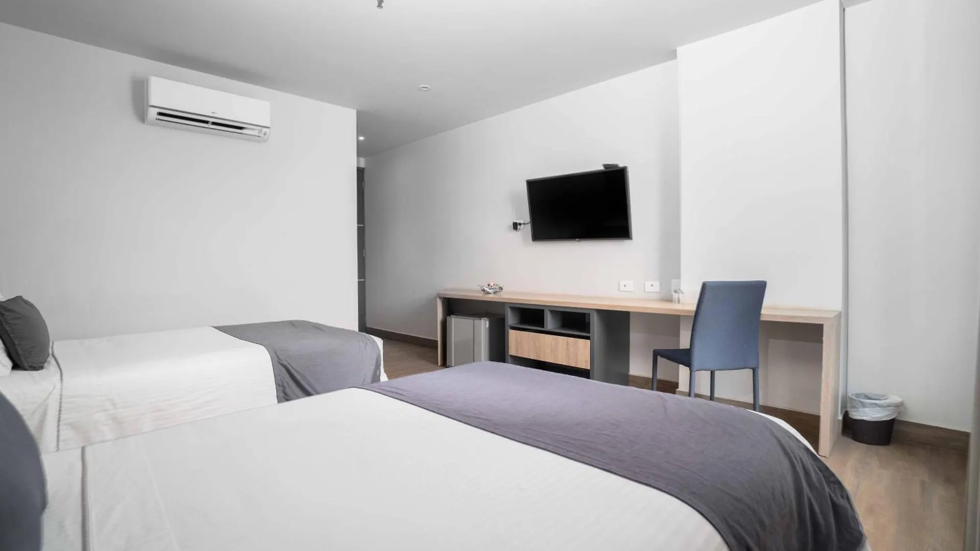 Hotel Plaza Del Lili Cali 4*,  Colombia