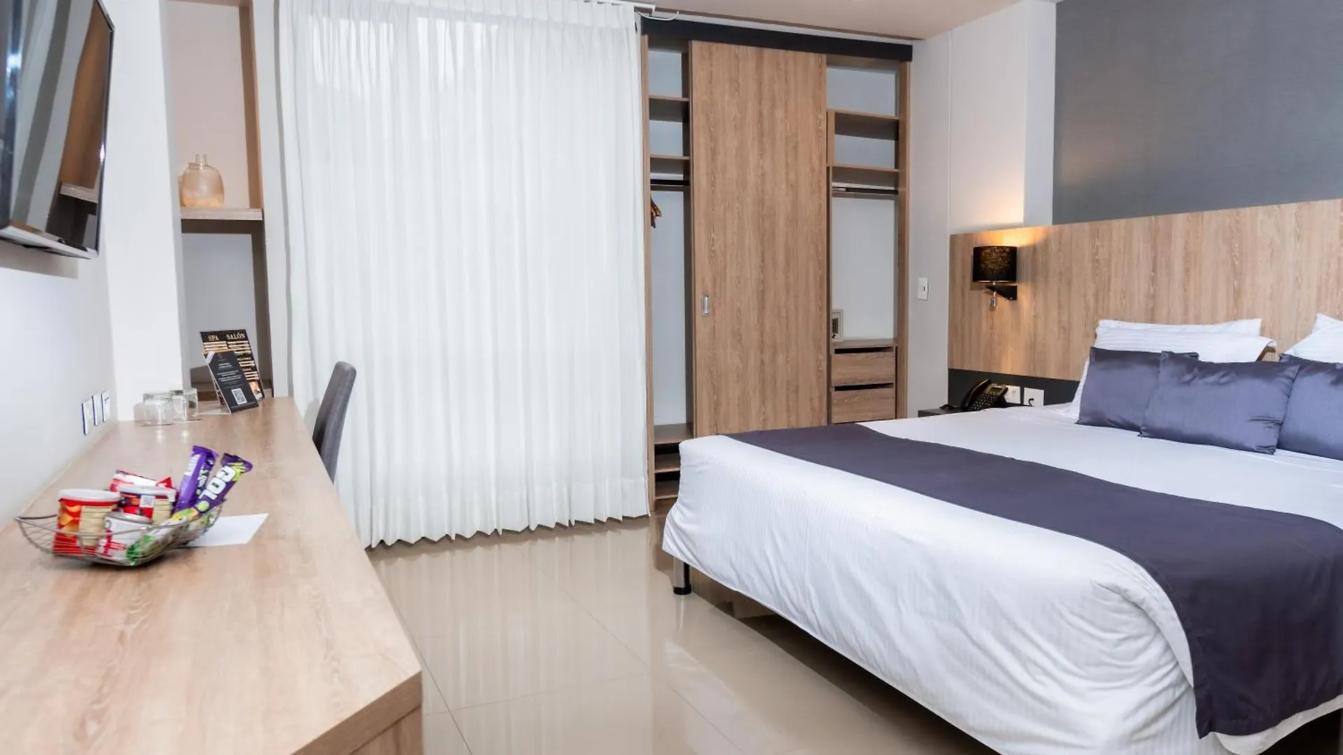 Hotel Plaza Del Lili Cali